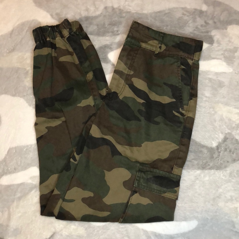 Camouflage High Waisted Joggers